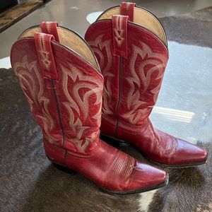 Shyanne Red Western Boot Sz10